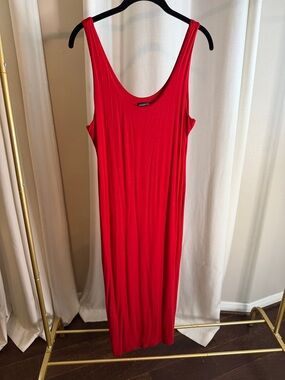 Fashion Nova Red Scoop Neck Maxi Dress